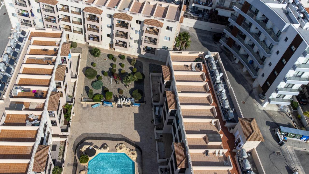 Апартаменти Royal Seacrest Crown-Jewel, 2B, Pools, Sea, Center Пафос Екстер'єр фото